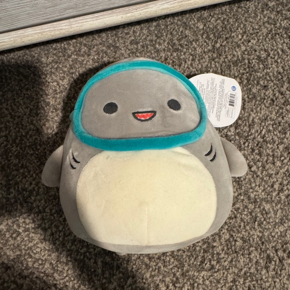 Gordon squishmallow Gray and Cream Plush Toy